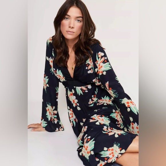 Rixo black floral Anela midi kaftan dress - size Medium - Picture 7 of 10